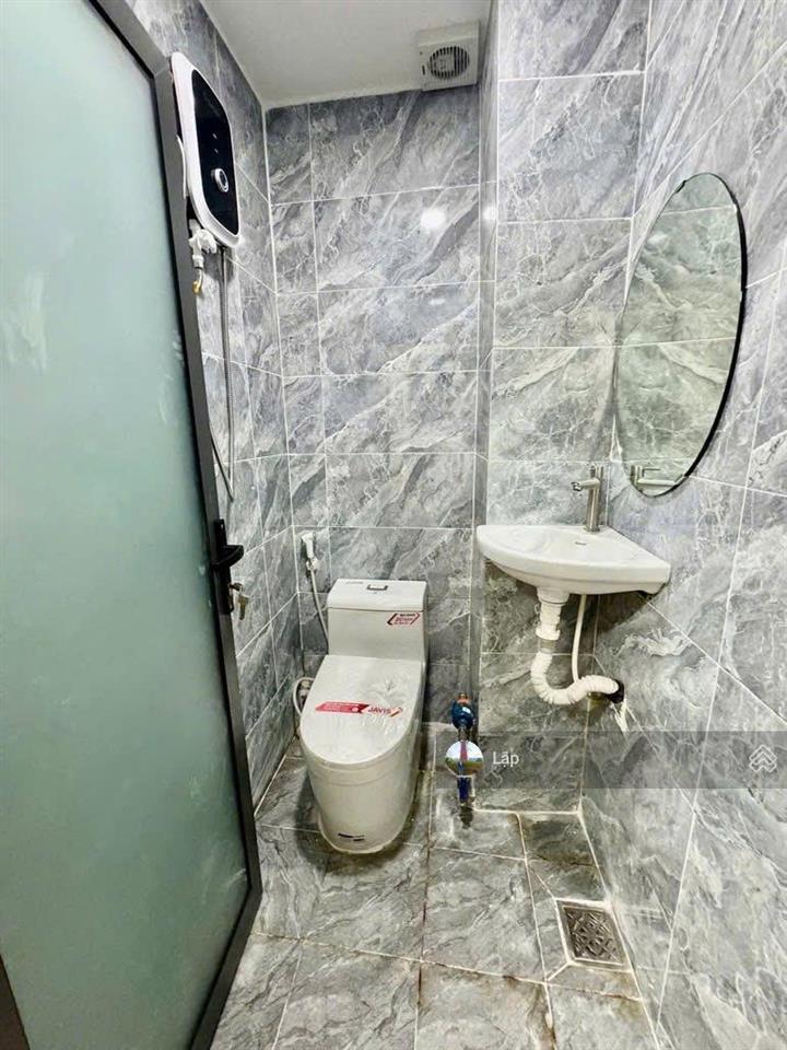 Nhà có dòng tiền ngay nguyễn thị thập  04 tầng 3,1x18m