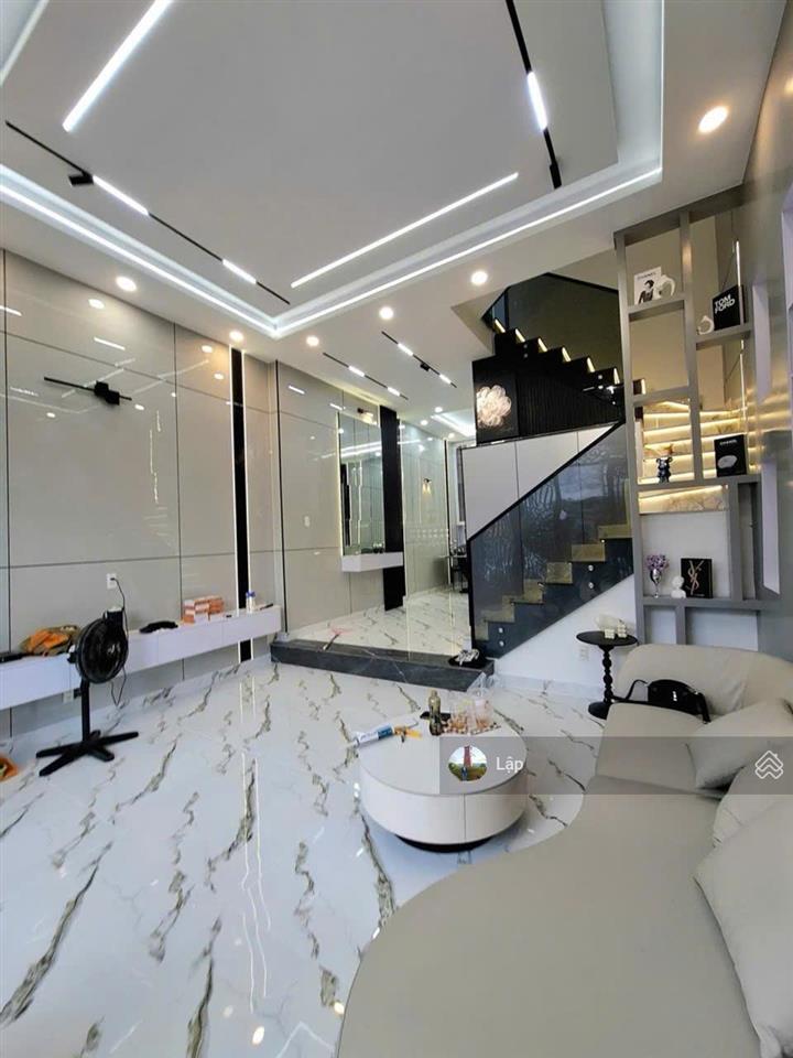 Nhà mới nở hậu full nội thất hẻm xe hơi  shr hỗ trợ vay  03 tầng 4,9x11m