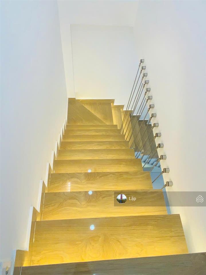 Nhà shr kdc hiện hữu ngay chợ phú xuân  02 tầng 6x10m