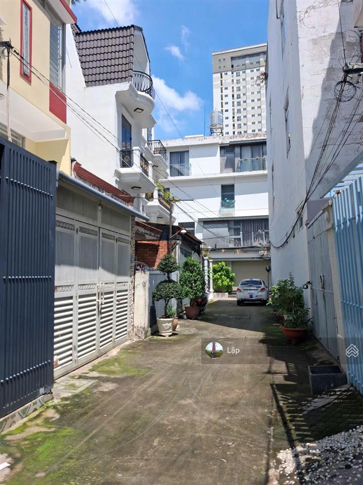 Nhà hẻm xe hơi ngay hoàng quốc việt, 05pn, 03 tầng ngang 5 nở hậu 7