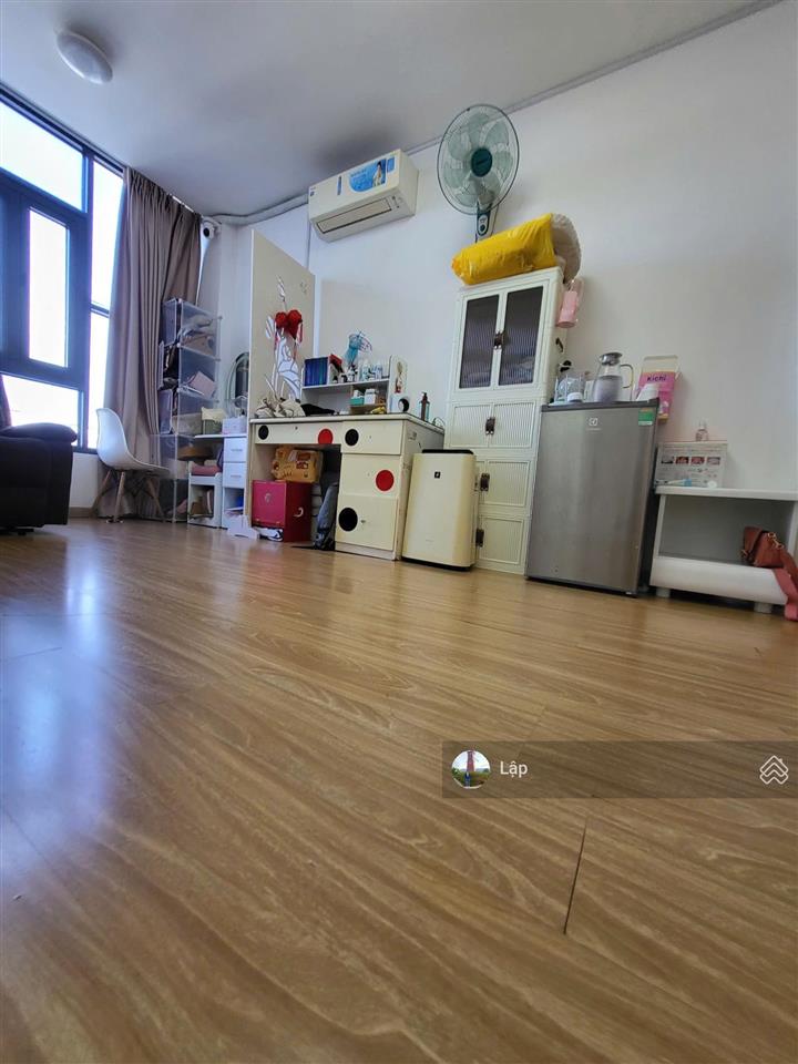 Nhà 04 tầng vuông vức hoàn công đủ  ngay him lam