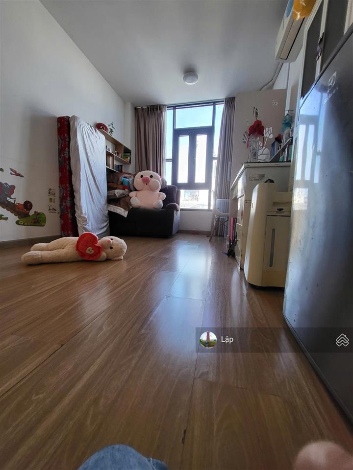 Nhà 04 tầng vuông vức hoàn công đủ  ngay him lam