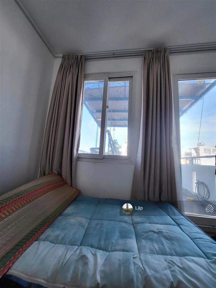 Nhà 04 tầng vuông vức hoàn công đủ  ngay him lam