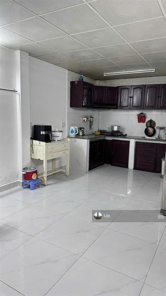 Gần trường thcs nguyễn hữu thọ  kdc hiện hữu 02 tầng 4x11m
