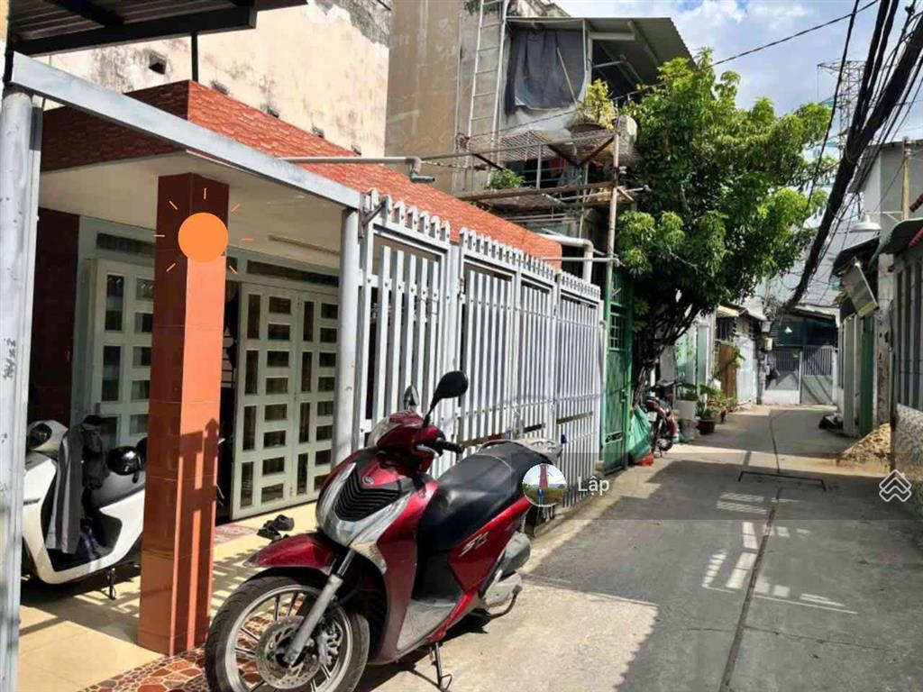 Nhà cấp 4  quy hoạch ra mặt tiền đường 16m  còn 70m2 đất hiện hữu dt 6,5x21m