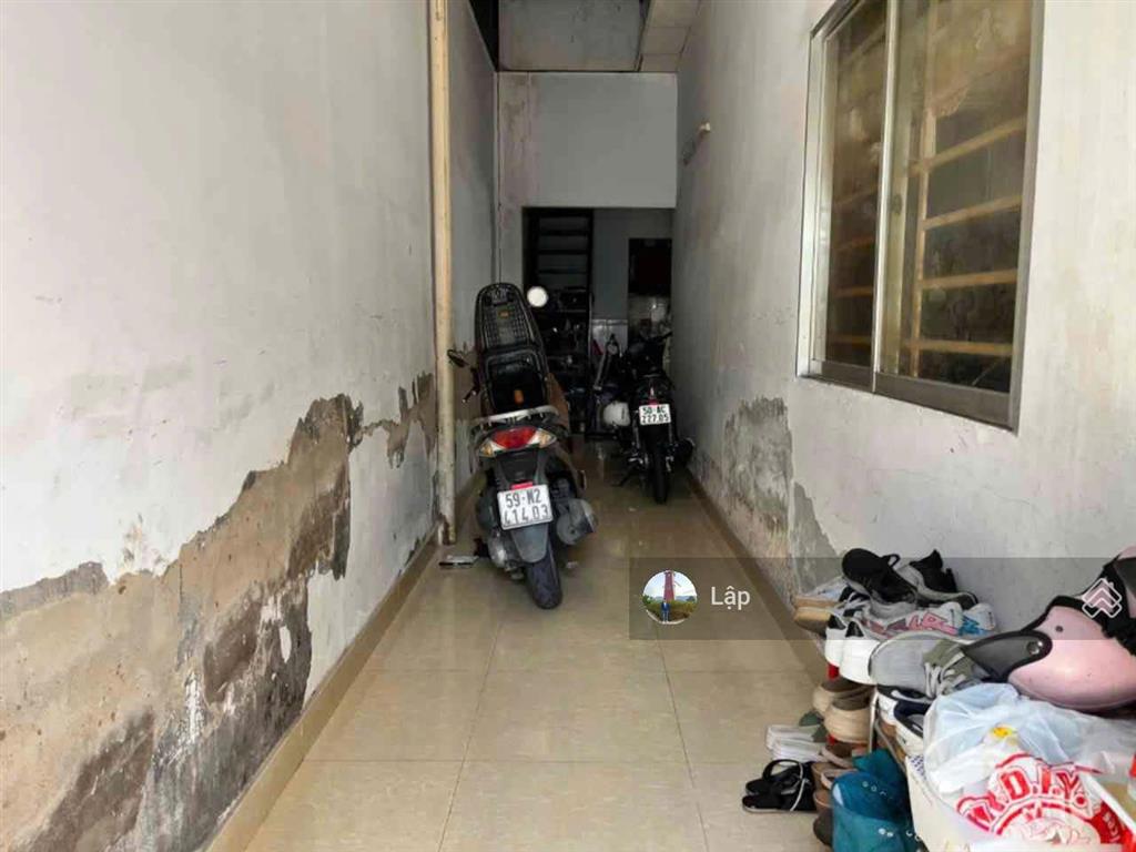 Nhà cấp 4  quy hoạch ra mặt tiền đường 16m  còn 70m2 đất hiện hữu dt 6,5x21m