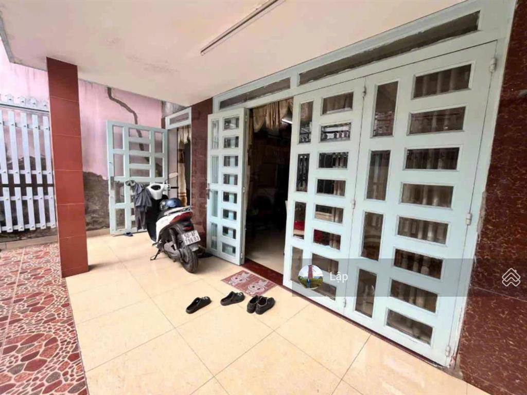Nhà cấp 4  quy hoạch ra mặt tiền đường 16m  còn 70m2 đất hiện hữu dt 6,5x21m