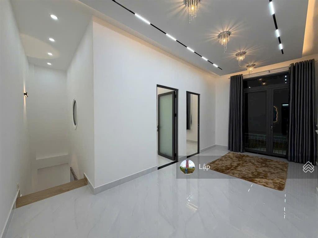 Nhà mới đẹp đáng sống 30m ra mặt tiền lớn  kdc hiện hữu 04 tầng