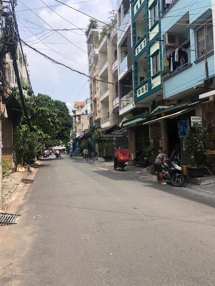 Bán nhà 2mt đường 3/2 quận 10 ,dt4x20m cn 80m2,vĩa hè 8m,hẻm sau rộng 10m giá chỉ 31 tỷ