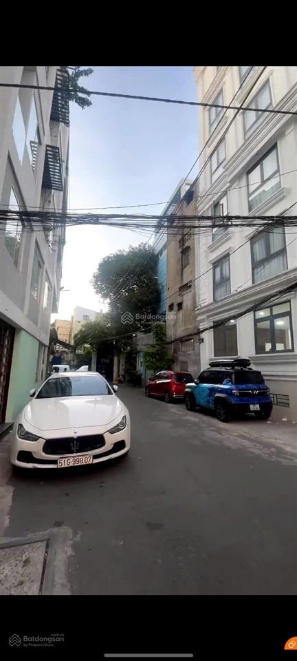 Tòa nhà chdv phan đăng lưu p3 pn,dt10,5x15m cn 155m2,hđt 100 triệu/tháng giá 37 tỷ tl