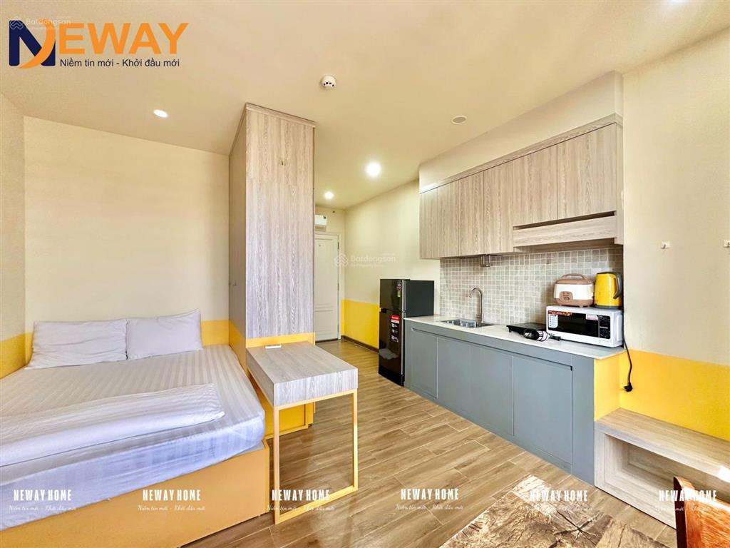 Studio ban công full nội thất siêu đẹp | có dịch vụ dọn phòng, giặt sấy | hồ bơi| pet friendly