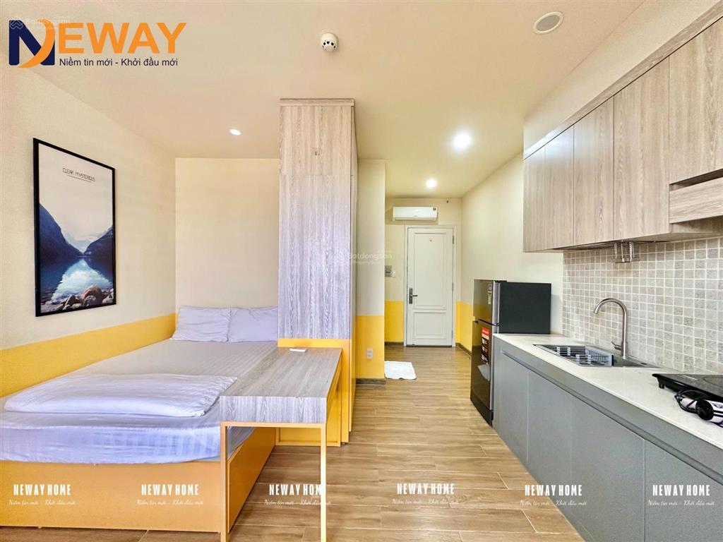 Studio ban công full nội thất siêu đẹp | có dịch vụ dọn phòng, giặt sấy | hồ bơi| pet friendly
