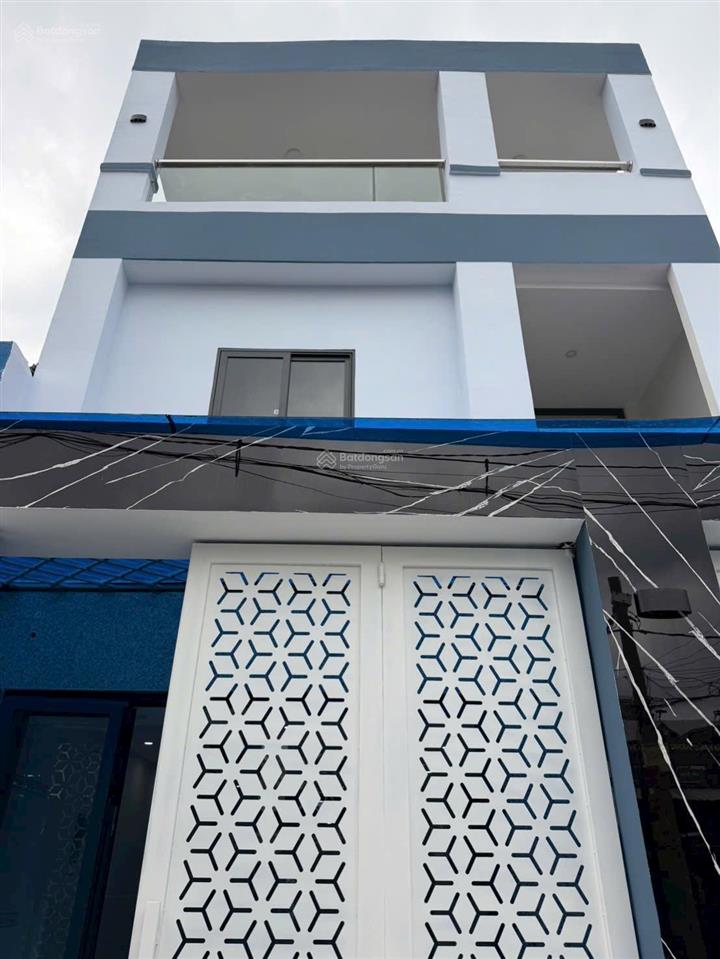 Bán nhà 3 tầng mặt tiền ngay đường 10 kdc bình hưng . bình chánh .   0906 398 *** phú hào