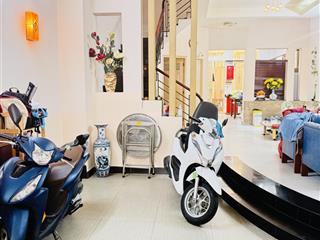 Bán nhà mặt tiền chợ đường 10 kdc bình hưng . tphcm