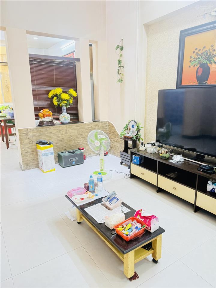Bán nhà mặt tiền chợ đường 10 kdc bình hưng . tphcm