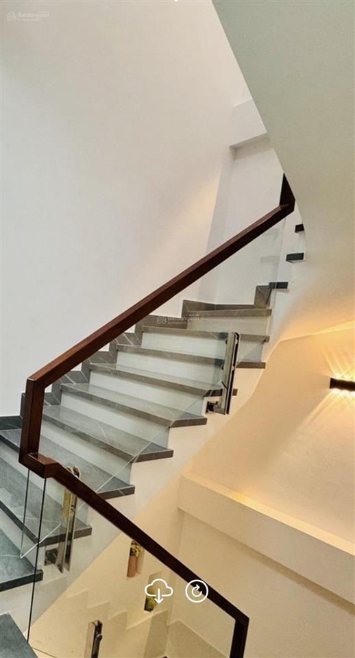 Bán nhà đẹp 4 tầng gần đường 10 kdc bình hưng, tphcm