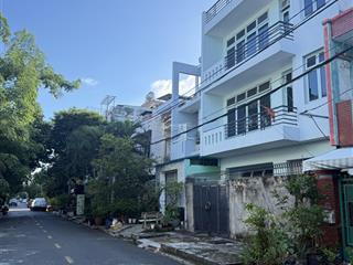 Bán căn nhà mặt tiền ngay đường 10 kdc bình hưng. tphcm