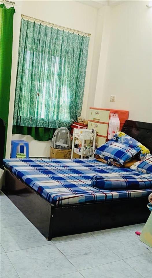 Bán nhà mặt tiền ngay đường 10 kdc bình hưng. tphcm