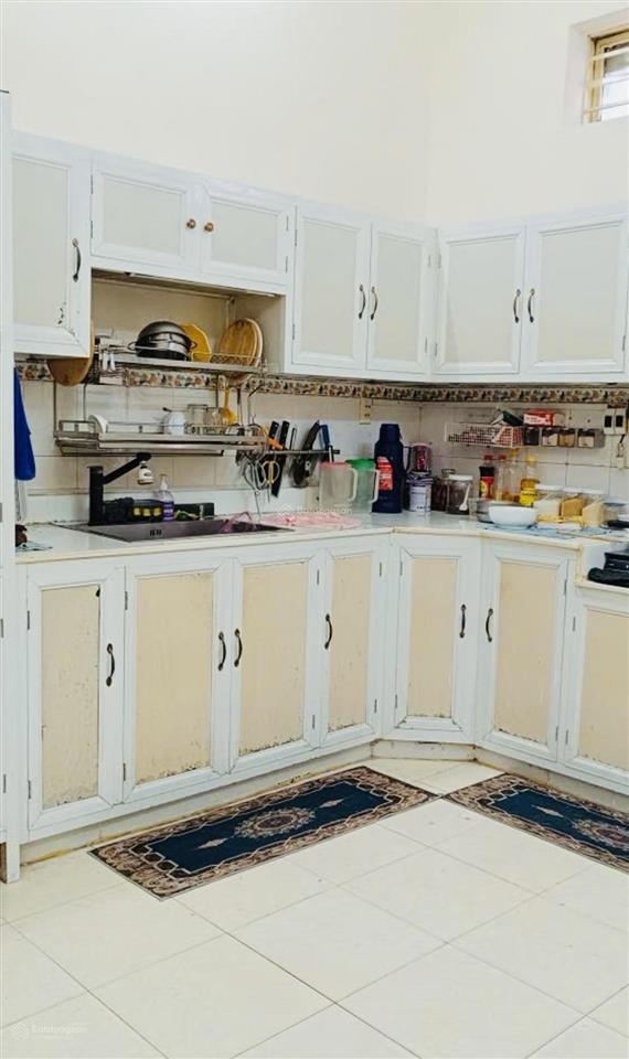 Bán nhà mặt tiền ngay đường 10 kdc bình hưng. tphcm
