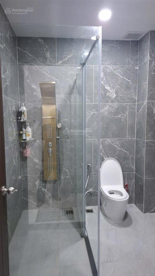 Bán nhà mặt tiền gần đường 10 kdc bình hưng, tphcm