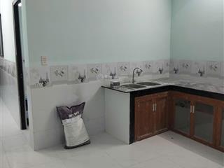 Bán nhà vừa xây xong, giá tốt, nhà đẹp, sang, hỗ trợ vay, yên tĩnh và chất lượng