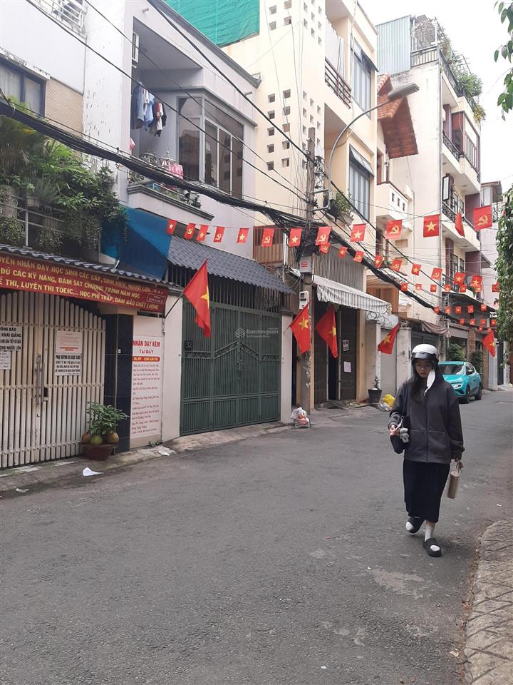 Hẻm xe hơi lý thường kiệt  chợ tân bình.50m2 xây 6 tầng. đang cho thuê 20tr/th  chỉ hơn 7ty nhỉnh