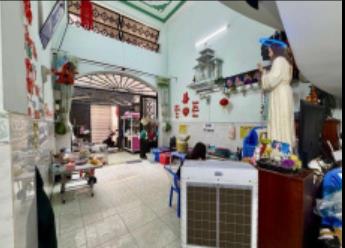 Hxh ngay cách mạng tháng 8  khu bắc hải. ngang 4.5 dài 19 xây 3 tầng, chỉ 8.8 tỷ