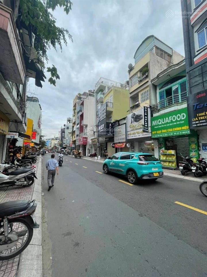 Hẻm xe hơi phạm văn bạch  sát nhà ga t3, tuyến metro, gần trường chinh. ngang 4 dài 14m, nhỉnh 6ty