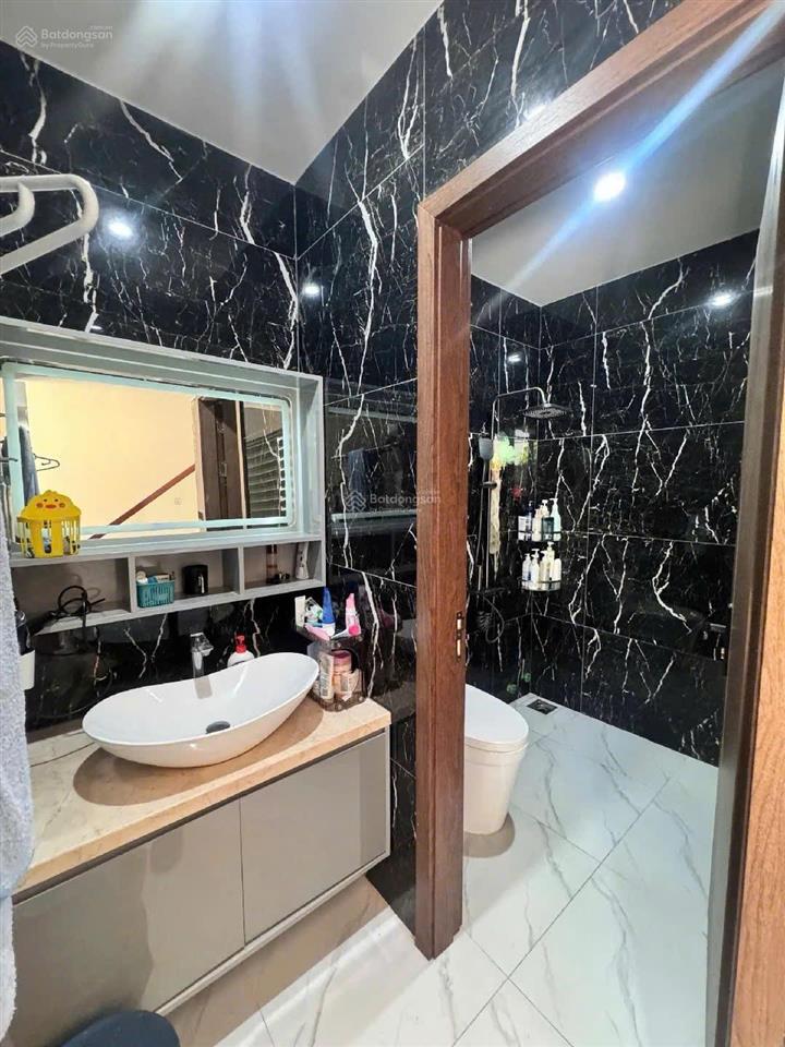 Bán căn hộ 3,5 tầng căn góc 2 mặt tiền khu phố tây an thượng
