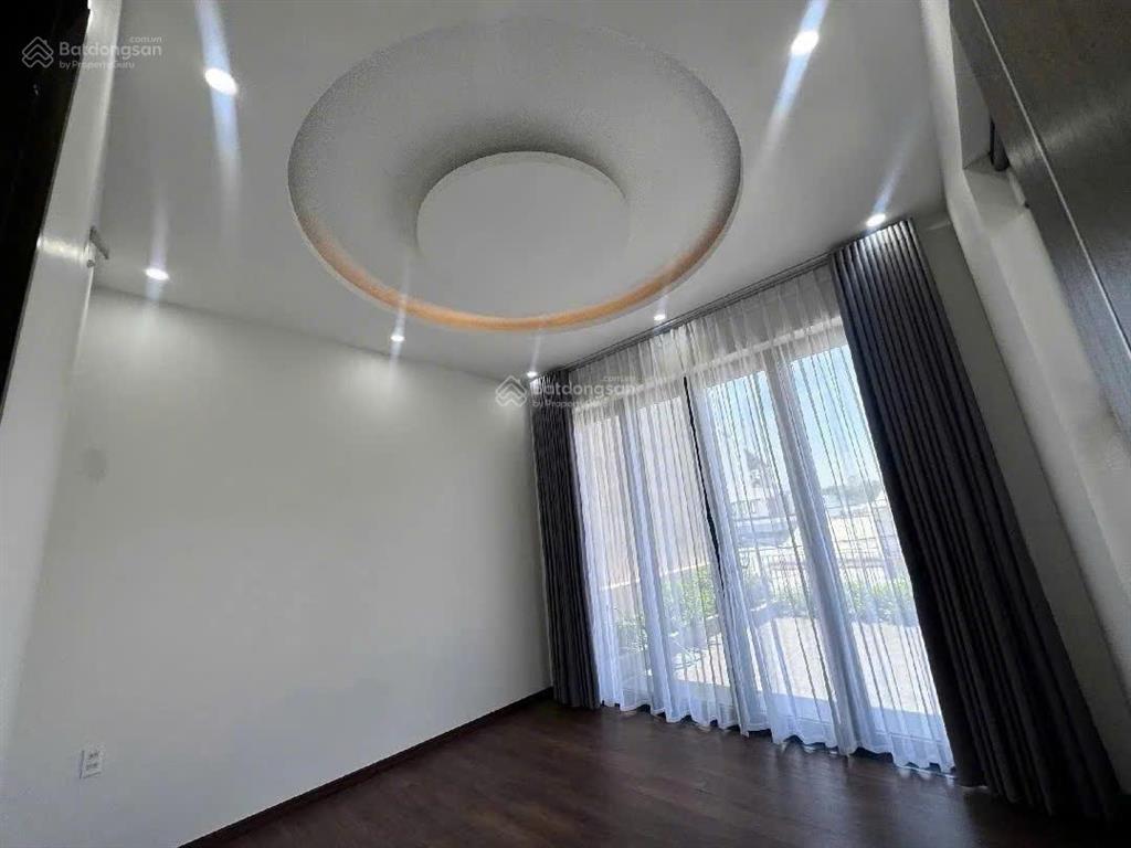 Bán căn hộ 3,5 tầng căn góc 2 mặt tiền khu phố tây an thượng