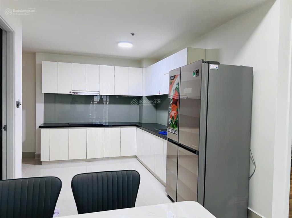Chủ cần bán gấp căn 2pn 2wc the park residence giá 3tỷ4 còn giảm  view hồ bơi  0376 222 *** gọi em