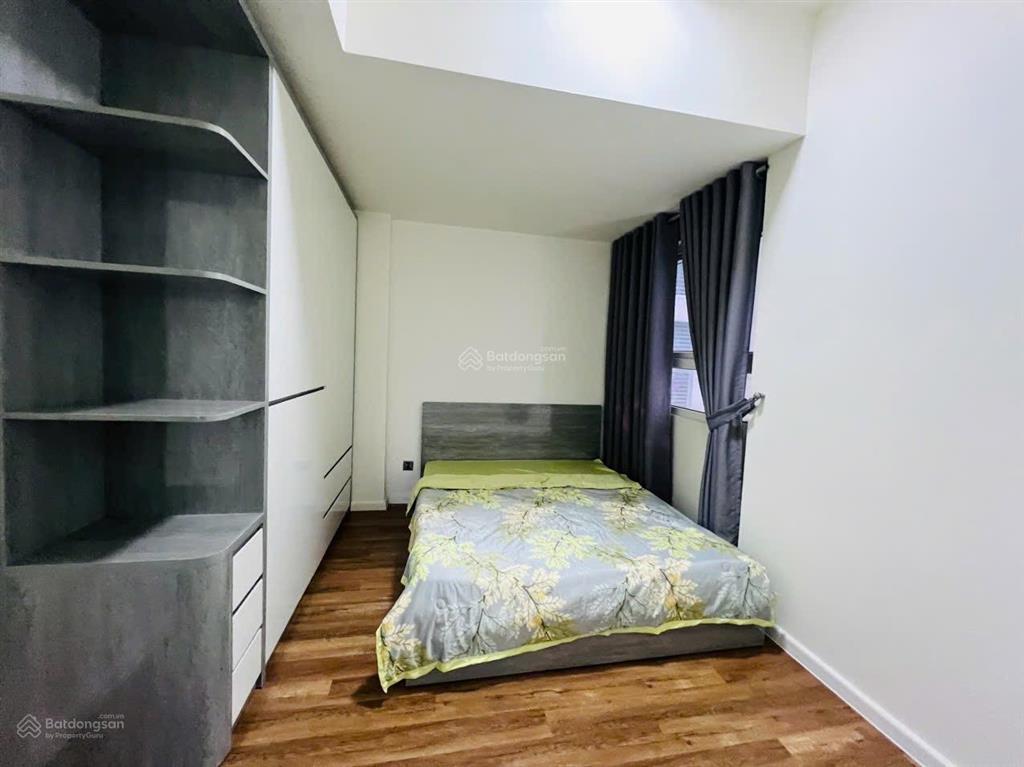 Chủ cần bán gấp căn 2pn 2wc the park residence giá 3tỷ4 còn giảm  view hồ bơi  0376 222 *** gọi em
