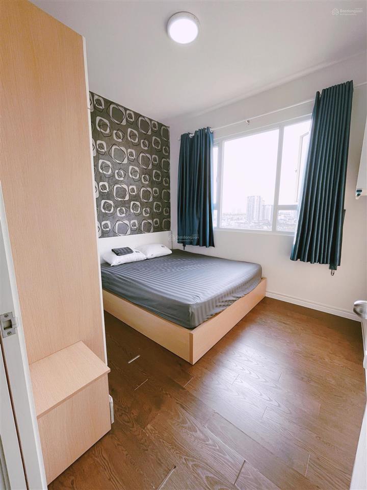 Chính chủ bán căn 1pn 1wc the park residence  view hồ bơi  giá 2,3 tỷ  0376 222 *** gọi em