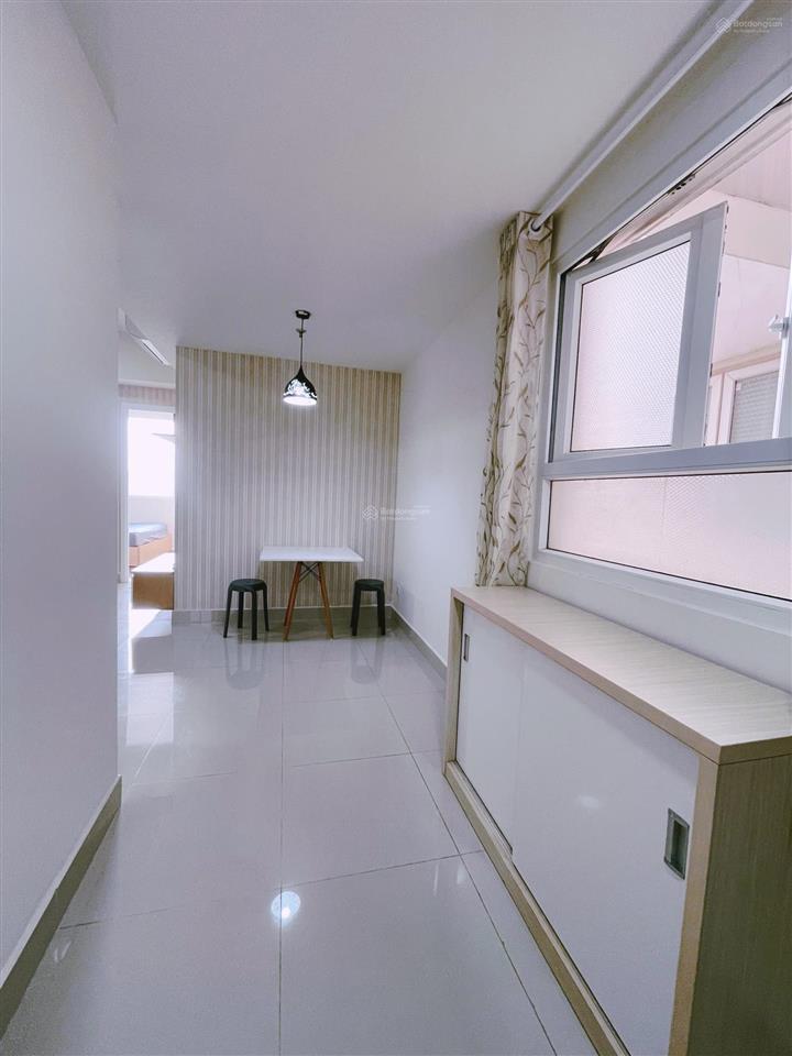 Chính chủ bán căn 1pn 1wc the park residence  view hồ bơi  giá 2,3 tỷ  0376 222 *** gọi em