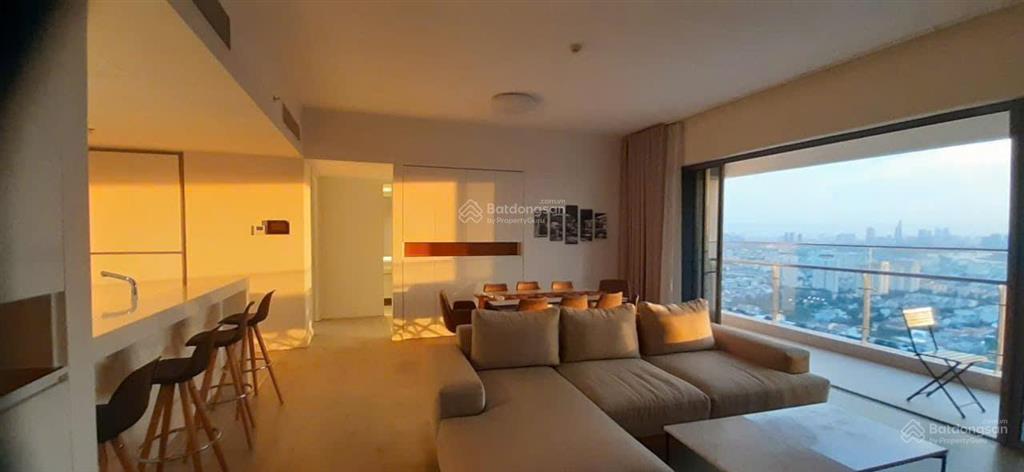 Bán gấp căn hộ gateway thảo điền, 4pn 3wc, 145m², tầng cao, view sông + landmark 81, giá chỉ 23,5tỷ