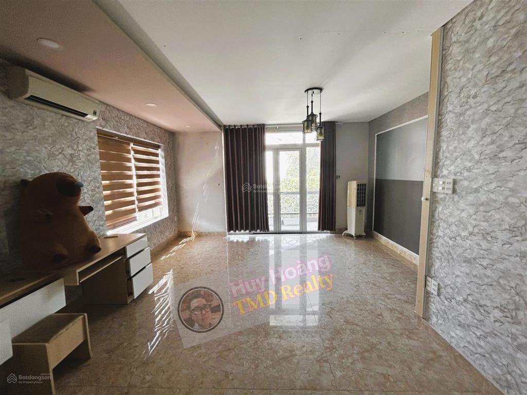 Cho thuê nhanh tòa nhà góc 2 mặt tiền 9x23m  liên phường giáp lakeview  45tr/tháng (bao thuế)