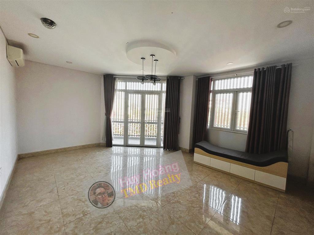 Cho thuê nhanh tòa nhà góc 2 mặt tiền 9x23m  liên phường giáp lakeview  45tr/tháng (bao thuế)