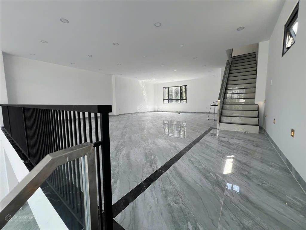 Cho thuê nhanh mặt tiền kinh doanh  đường nguyễn thanh sơn  8x20  1 trệt 1 lửng 2 lầu  chỉ 85tr