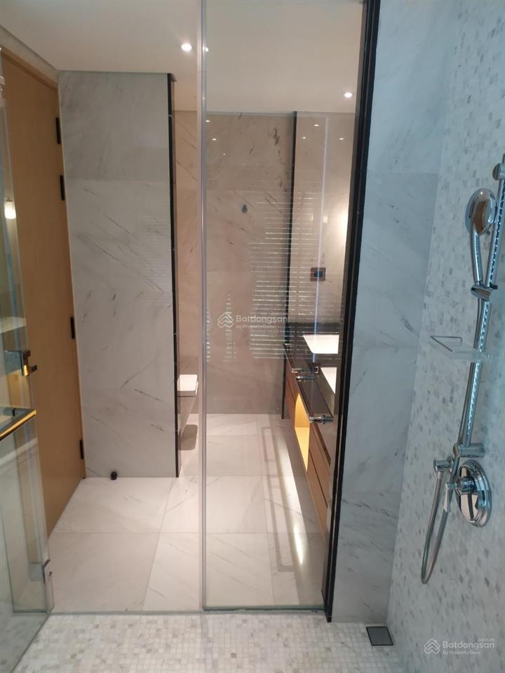 Hàng hiếm diện tích lớn  the albany  235m2  3pn 5wc  nội thất cơ bản  tầng 4  giá 153tr/th