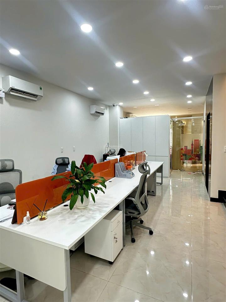 Cho thuê nhanh nhà phố kdc đông thủ thiêm, 6x22m, hầm trệt 3 lầu, sẵn máy lạnh, chỉ 45tr/tháng