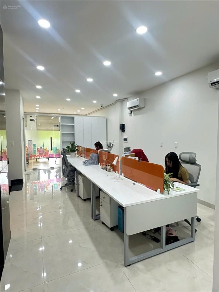 Cho thuê nhanh nhà phố kdc đông thủ thiêm, 6x22m, hầm trệt 3 lầu, sẵn máy lạnh, chỉ 45tr/tháng