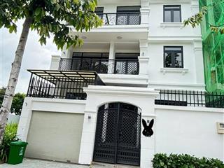 Q9 cho thuê gấp biệt thự kdc nam phan, cạnh global city, 9x18m, 1 hầm 4 lầu, full nội thất, 85tr