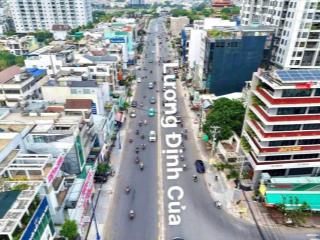 Trần cao 4,5m  phù hợp livestream  cho thuê nhanh mặt bằng ~850m2  sẵn hệ thống pccc  thang máy