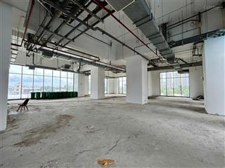 Trần cao 6m  phù hợp livestream  cho thuê nhanh mặt bằng ~850m2  sẵn hệ thống pccc  thang máy