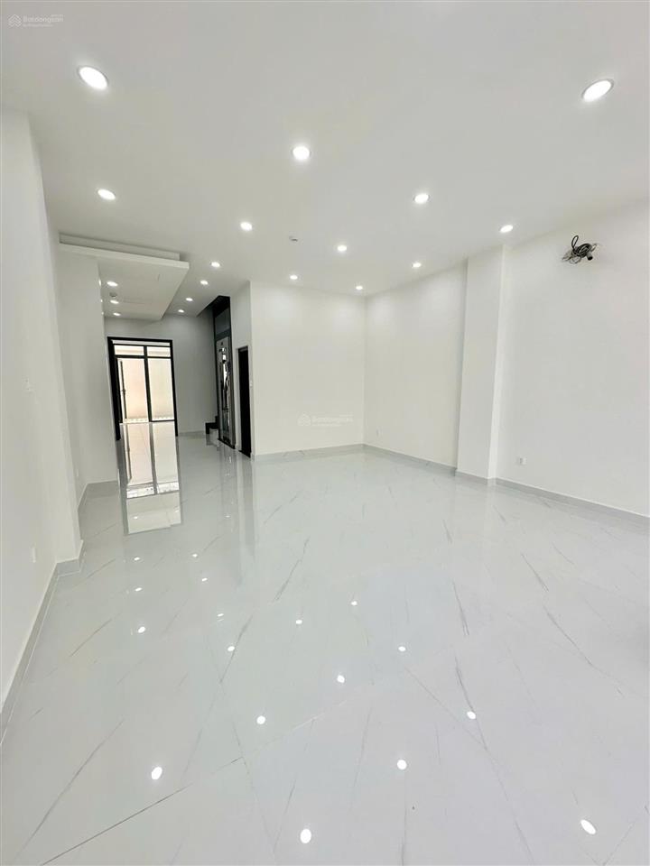 [quận 2] cho thuê nhà phố mặt tiền trương văn bang  5x20m  1 trệt 3 lầu  giá 55tr bao thuế