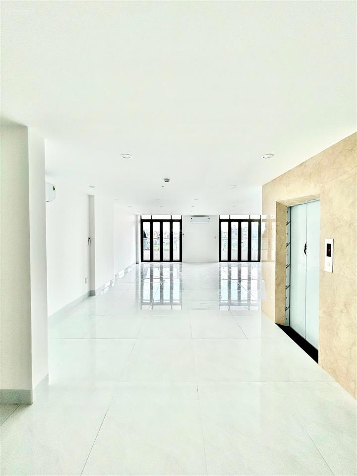 Cho thuê nhanh tòa nhà mặt tiền trương văn bang  7x21,5m  cải tạo full diện tích  sẵn pccc
