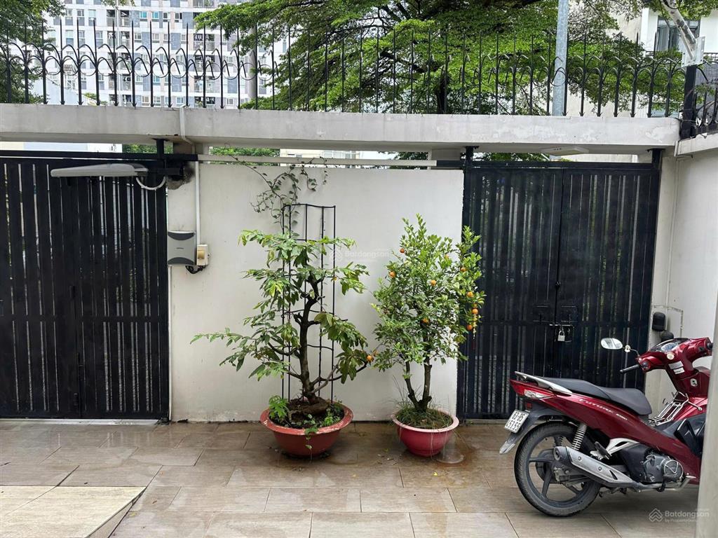 Bán nhanh biệt thự song lập, kdc khang an  địa ốc 3, 8x20m, 1 trệt 3 lầu, 18,5 tỷ còn thương lượng