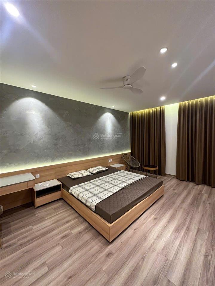 Nhà mình chuyển công tác, cần cho thuê căn biệt thự hoàn thiện full đồ, full nội thất, vào ở luôn
