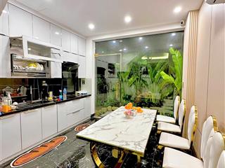 Gia đình không có nhu cầu ở đến cần cho thuê biệt thự full đồ vào ở được ngay