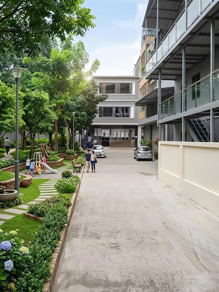 Nhà vườn sân rộng, nở hậu 126 m2. ngõ rộng tây mỗ 2 ôtô đỗ cửa giá nhỉnh 17t không thể hợp lý hơn !